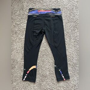 Lululemon Run Inspire Crops size 6